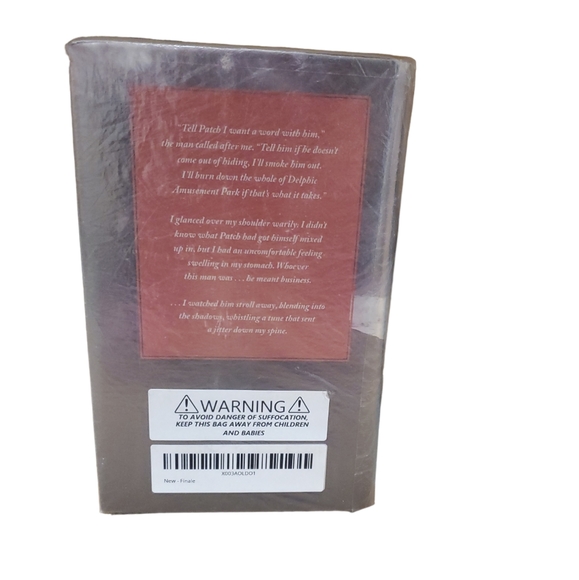 New Finale book By Becca Fitzpatrick (Author) Hardcover on ( Oct , 2012 ) - Picture 3 of 6